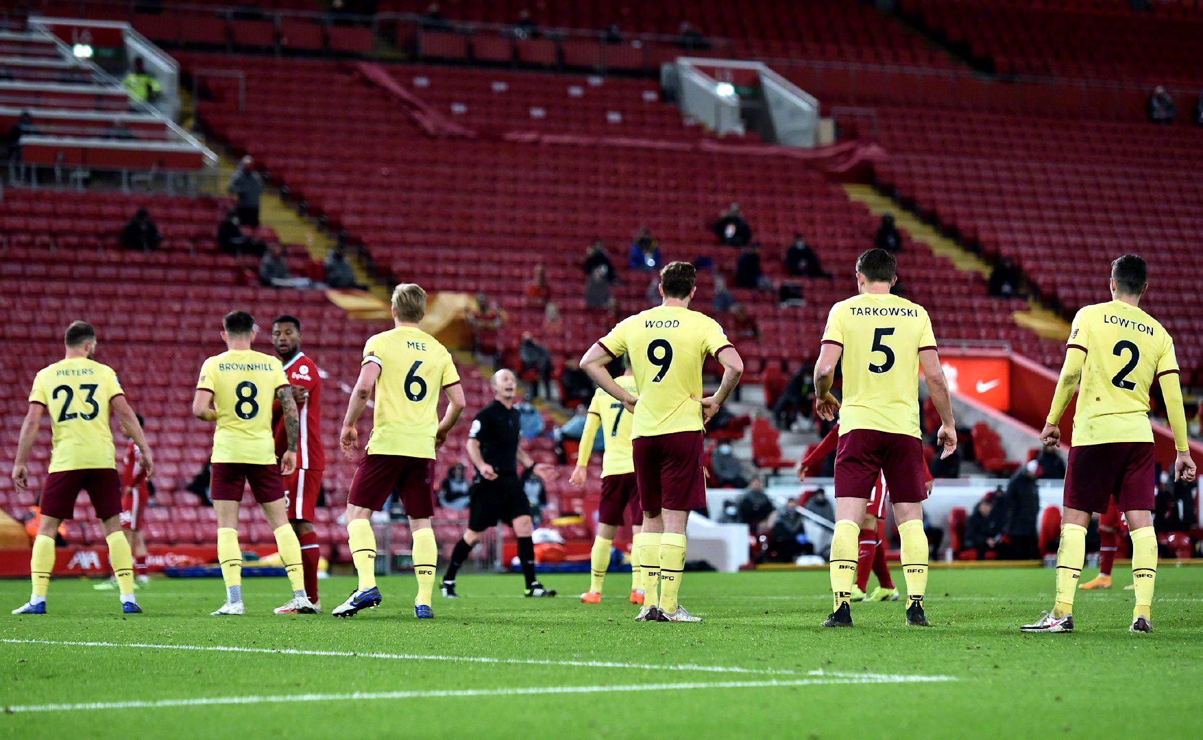 援阵容不稳 援阵容不稳