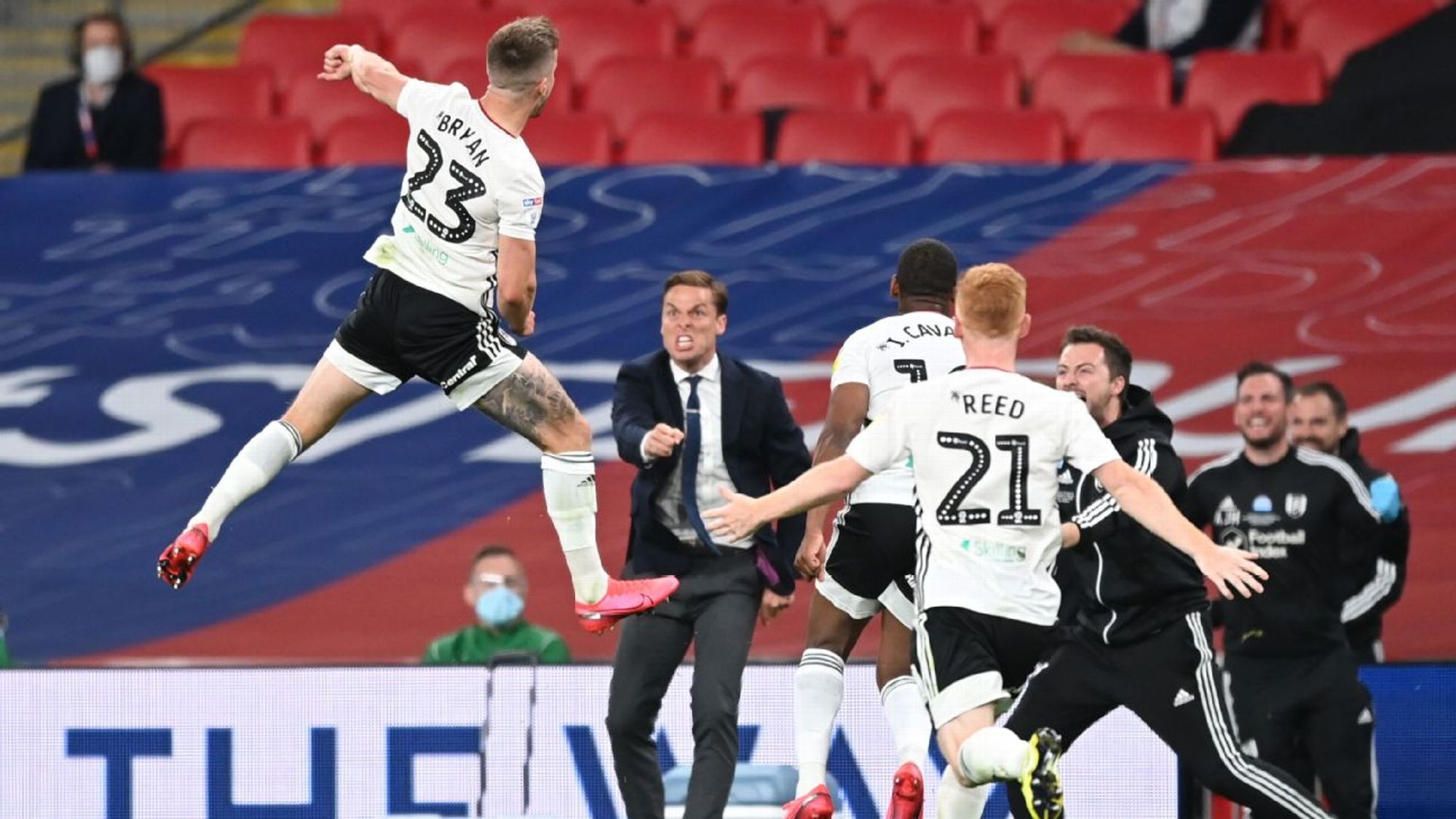 转会费约在 转会费约在